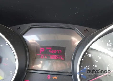 2015 Kia Sedona Lx из США, поврежденный, VIN KNDMB5C16F6069519